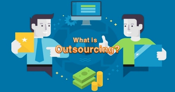 아웃소싱(Outsourcing)이란 업무효율화와 핵심 분야에 집중적 투자를 위해 기업 내 비핵심 업무를 외부화하는 것을 말한다.
