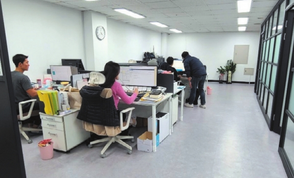 노무법인 파로스가 2023 한국 아웃소싱 리딩컴퍼니 기업노무관리 부문에 선정됐다.