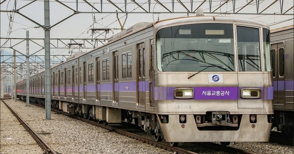 서울시가 7월  지하철 기본요금 추가 인상을 검토 중이다.