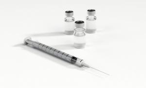 더딘 미접종자 백신 예약률...코로나19 미접종시 활동제약도 고려